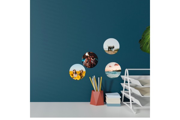 Decal round prints